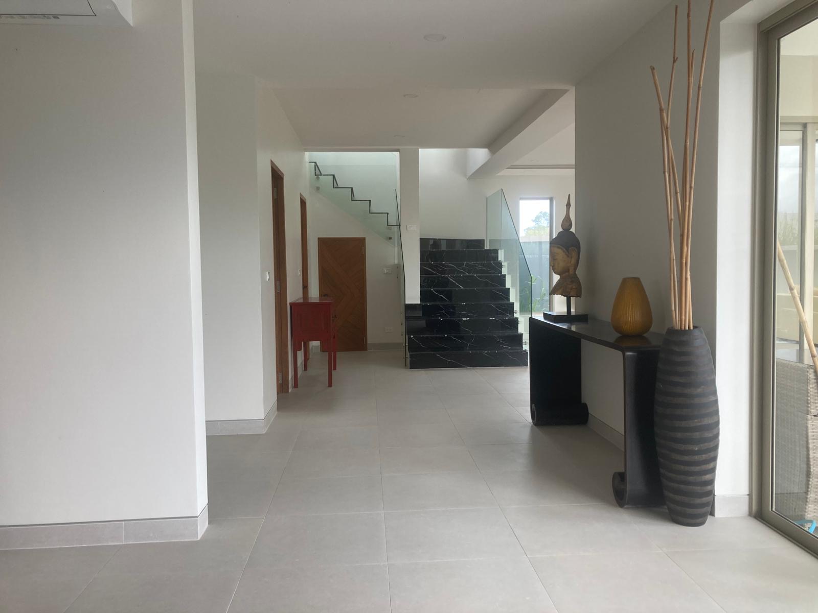 IndyLuck Villa