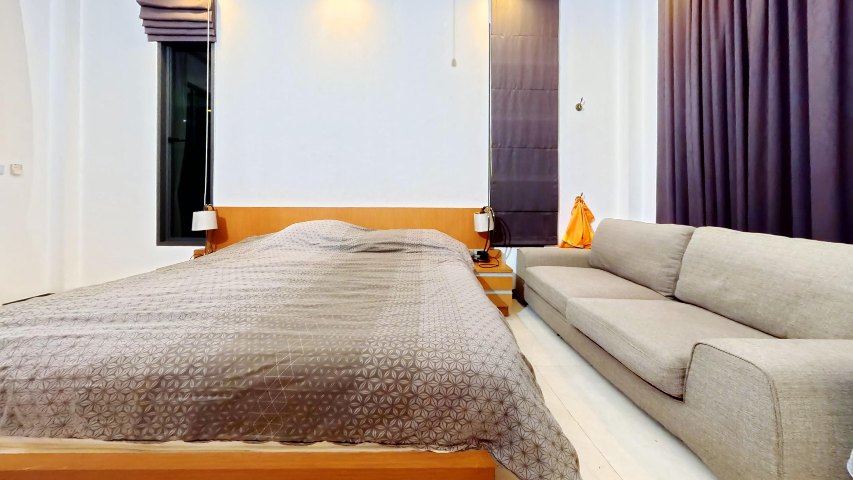 Bedroom — en-suite
